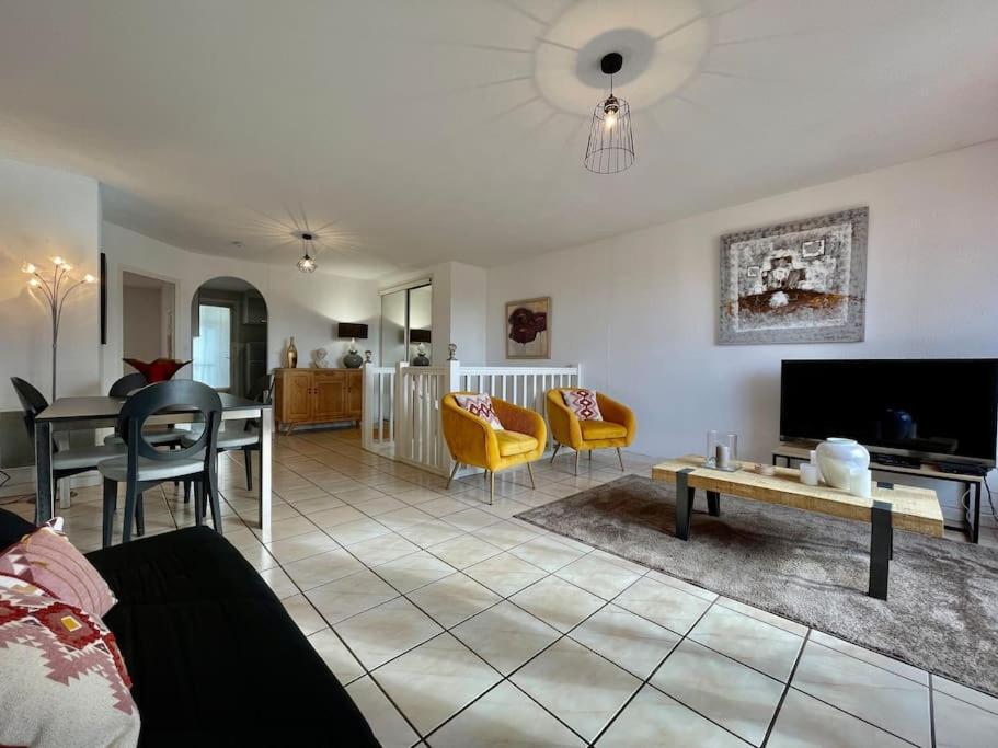 Duplex 70M2 - Vue Cite Medievale - Parking Gratuit Carcassonne Exterior foto