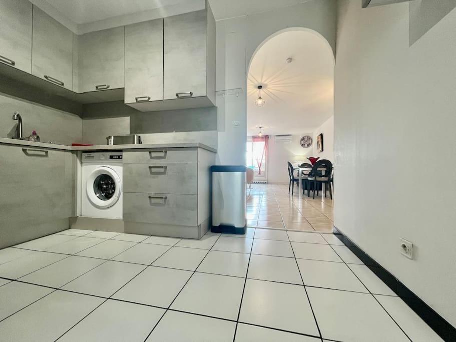 Duplex 70M2 - Vue Cite Medievale - Parking Gratuit Carcassonne Exterior foto